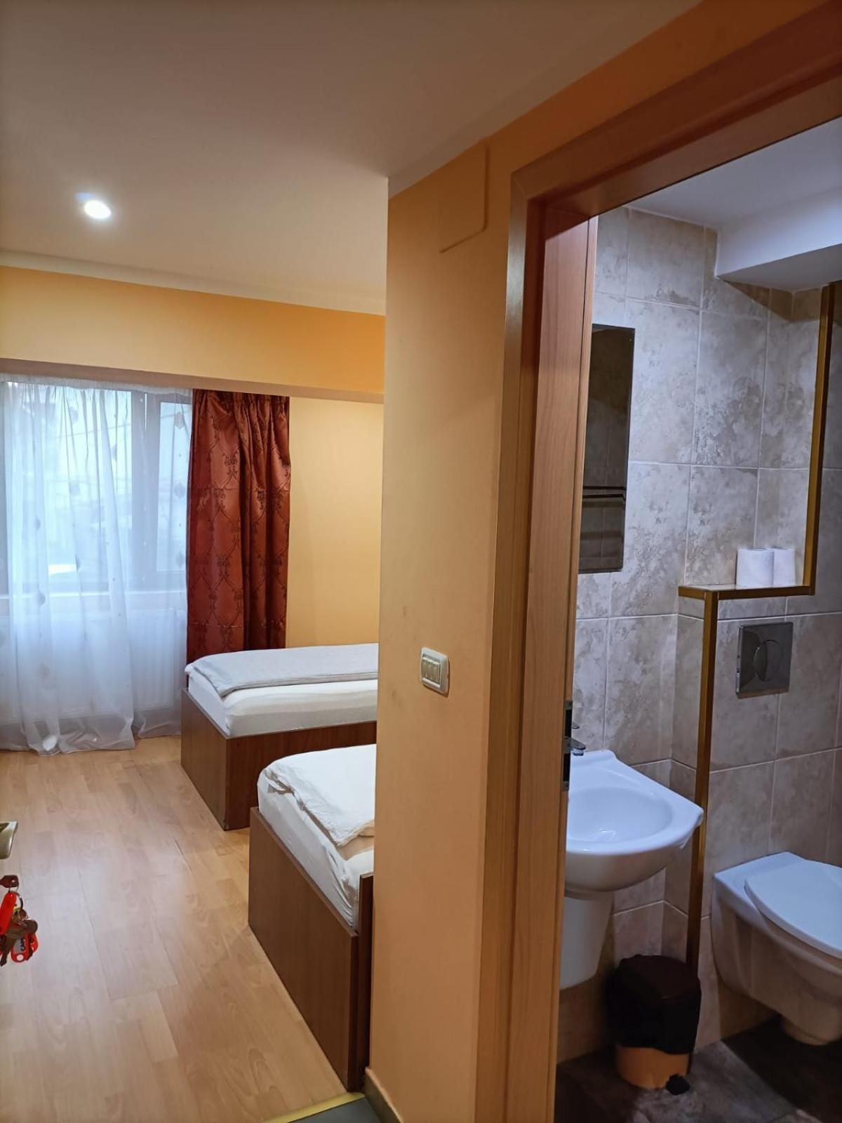 Casa Heidi Hotel Timisoara Room photo